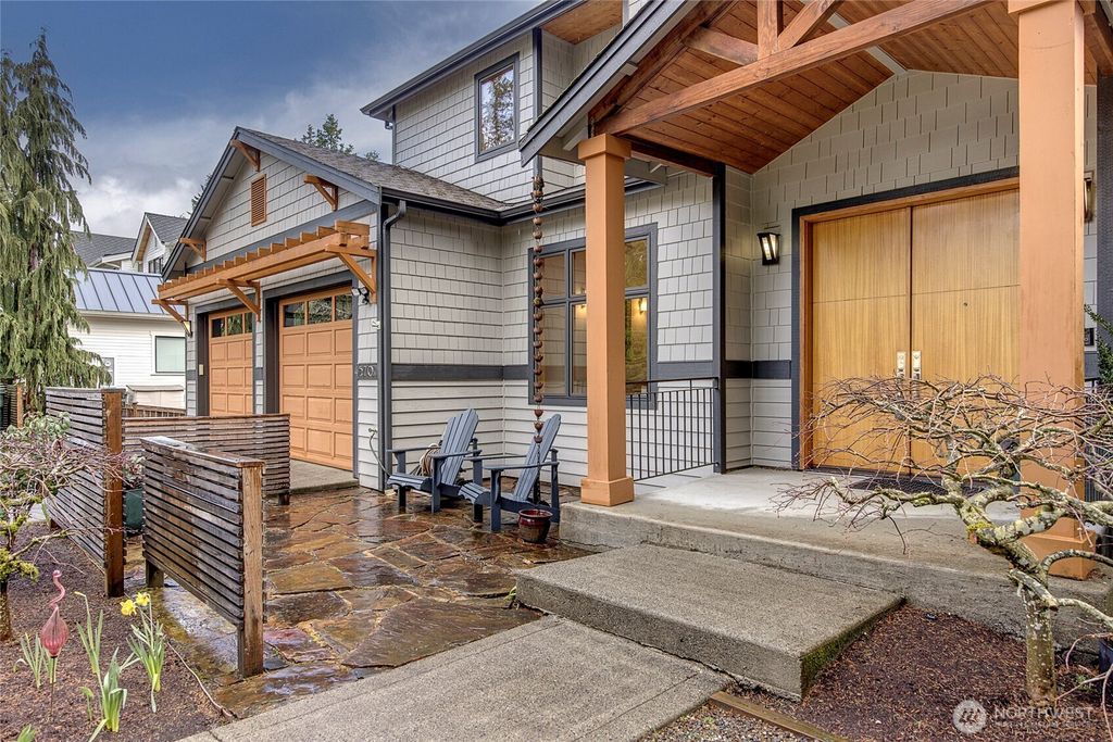 Photo of 4570 167th Avenue SE, Bellevue, WA 98027 (MLS # 2345505)