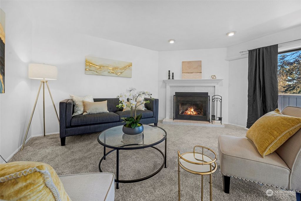 Photo of 4120 212th Street SW #B205, Mountlake Terrace, WA 98043 (MLS # 2327732)