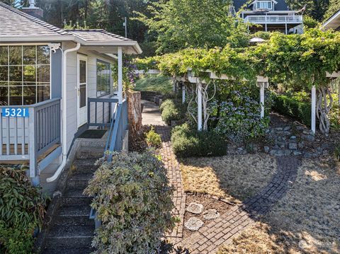 A home in Bremerton