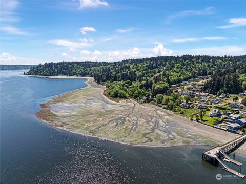 A home in Bremerton