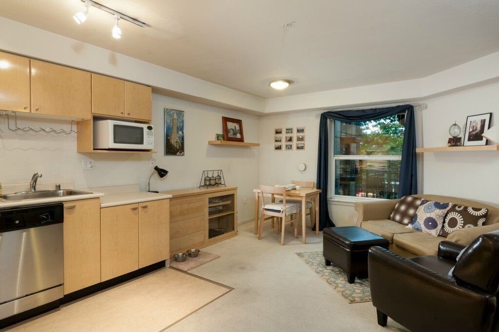 Photo of 425 Vine Street #413, Seattle, WA 98121 (MLS # 2595773)