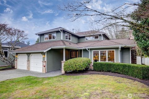 Photo of 10825 NE 62nd Street, Kirkland, WA 98033 (MLS # 2468111)