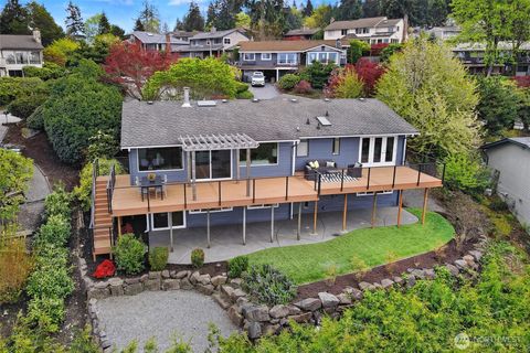 Photo of 4837 155th Avenue SE, Bellevue, WA 98006 (MLS # 2507529)