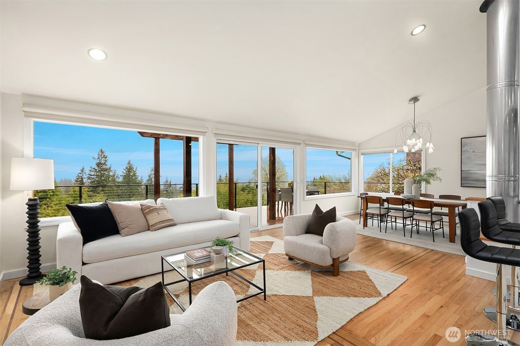 Photo of 4837 155th Avenue SE, Bellevue, WA 98006 (MLS # 2507529)