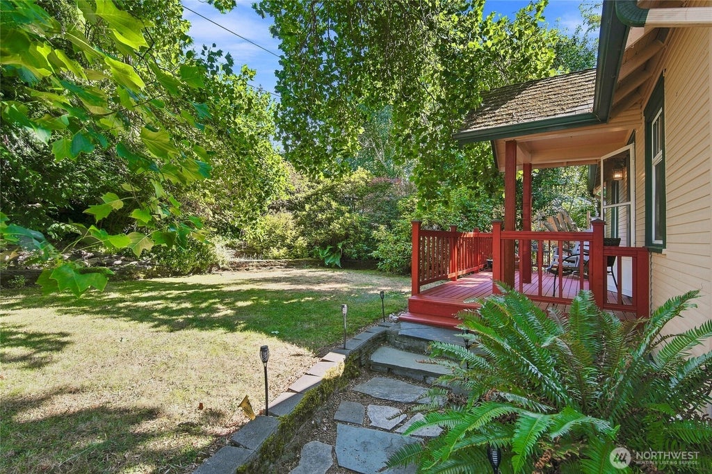 Photo of 4808 Glenwood Avenue, Everett, WA 98203 (MLS # 2579869)