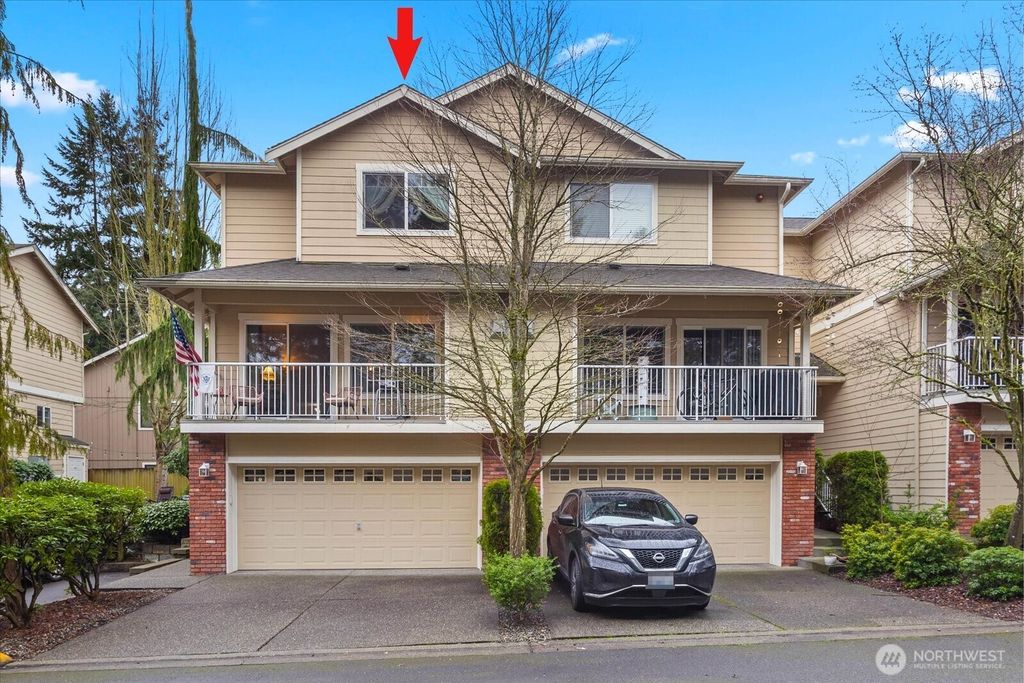 Photo of 15508 35th Avenue W #B5, Lynnwood, WA 98087 (MLS # 2493249)