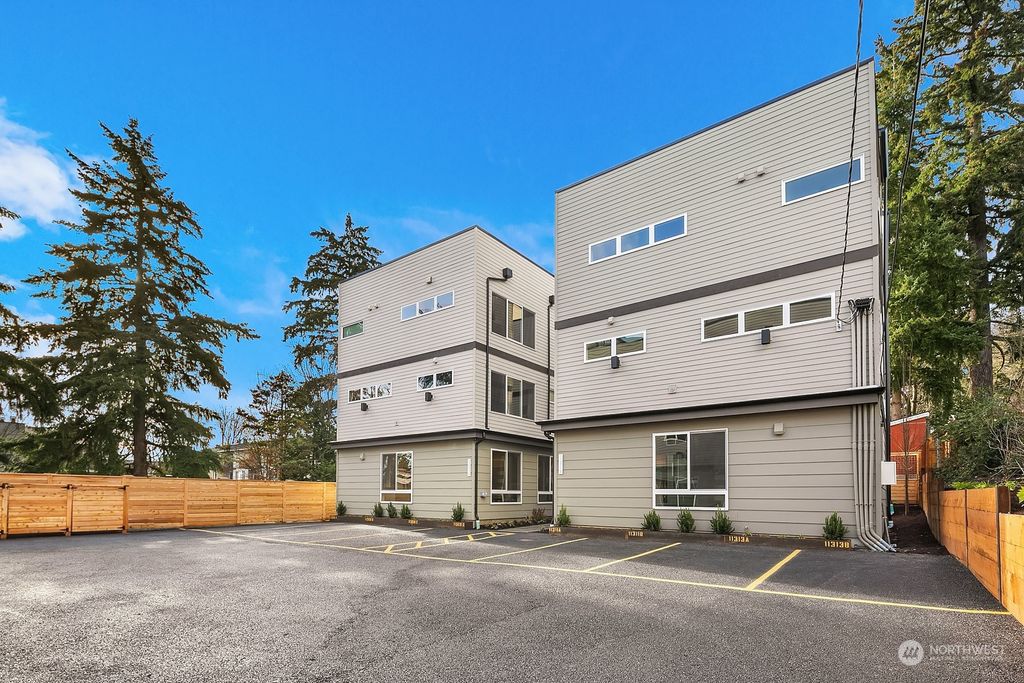 Photo of 11311 A Corliss Avenue N, Seattle, WA 98133 (MLS # 2065953)