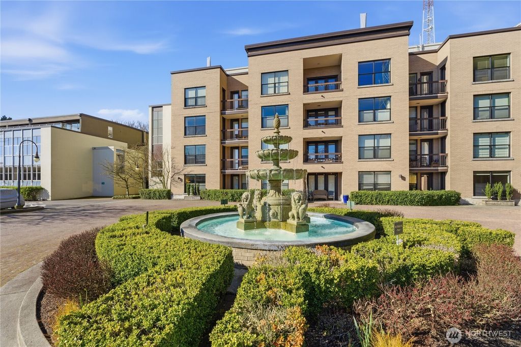 Photo of 201 Galer St #534, Seattle, WA 98109 (MLS # 2485531)