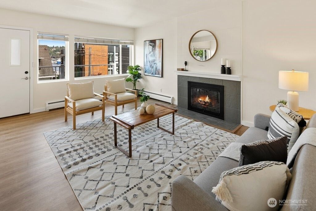 Photo of 2012 Waverly Place N #5, Seattle, WA 98109 (MLS # 2391421)