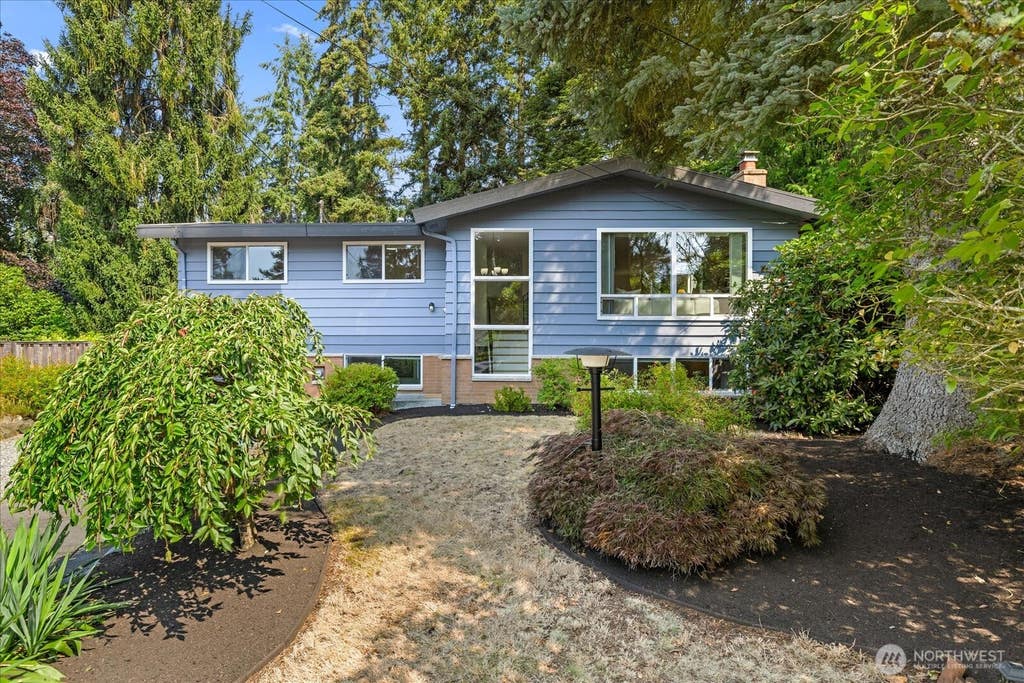 Photo of 15631 58th Place W, Edmonds, WA 98026 (MLS # 2568146)