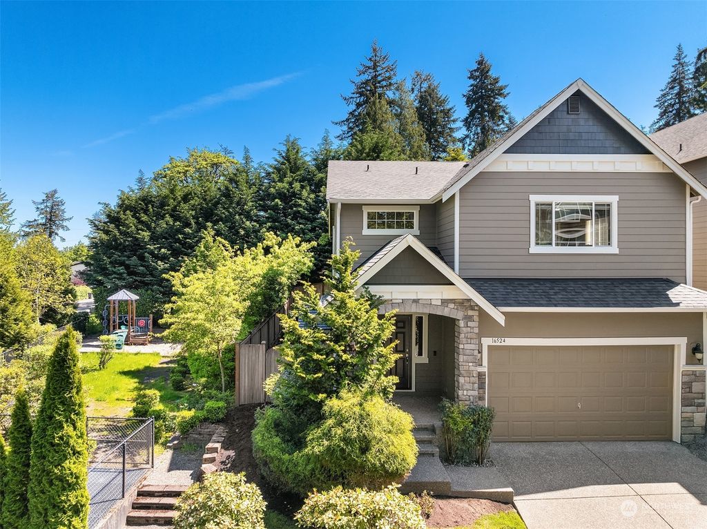 Photo of 16524 82nd Place NE, Kenmore, WA 98028 (MLS # 2234977)