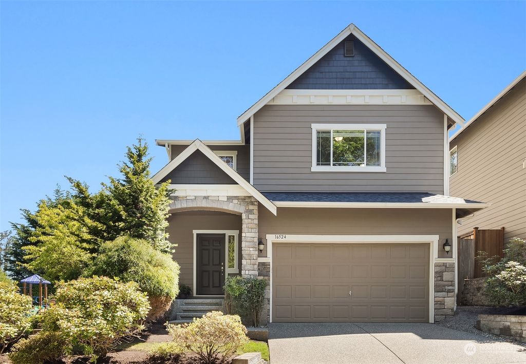 Photo of 16524 82nd Place NE, Kenmore, WA 98028 (MLS # 2234977)
