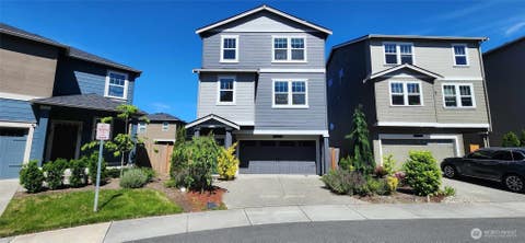 Photo of 13114 13th Park W, Everett, WA 98204 (MLS # 2559612)