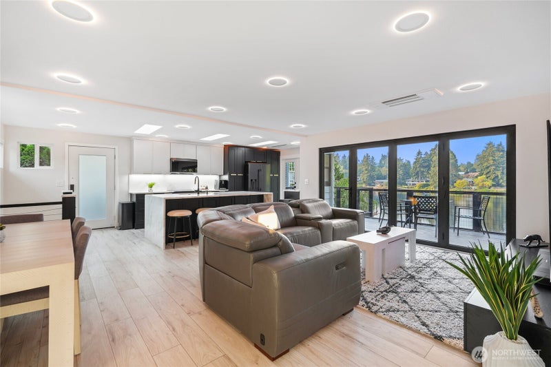 13202 Bitter Place N