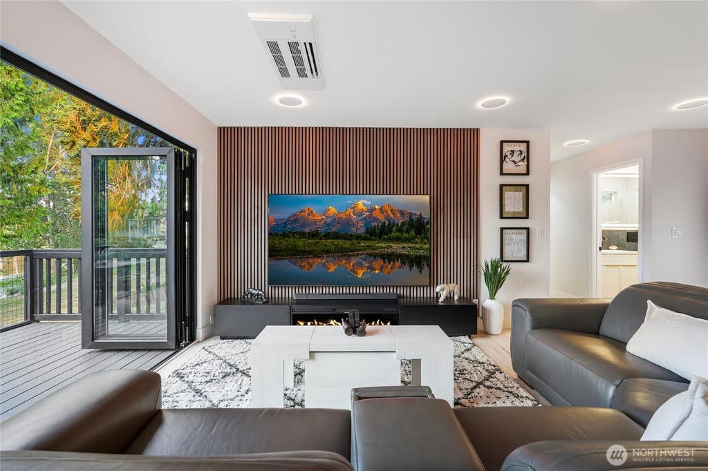 Photo of 13202 Bitter Place N, Seattle, WA 98133 (MLS # 2566640)
