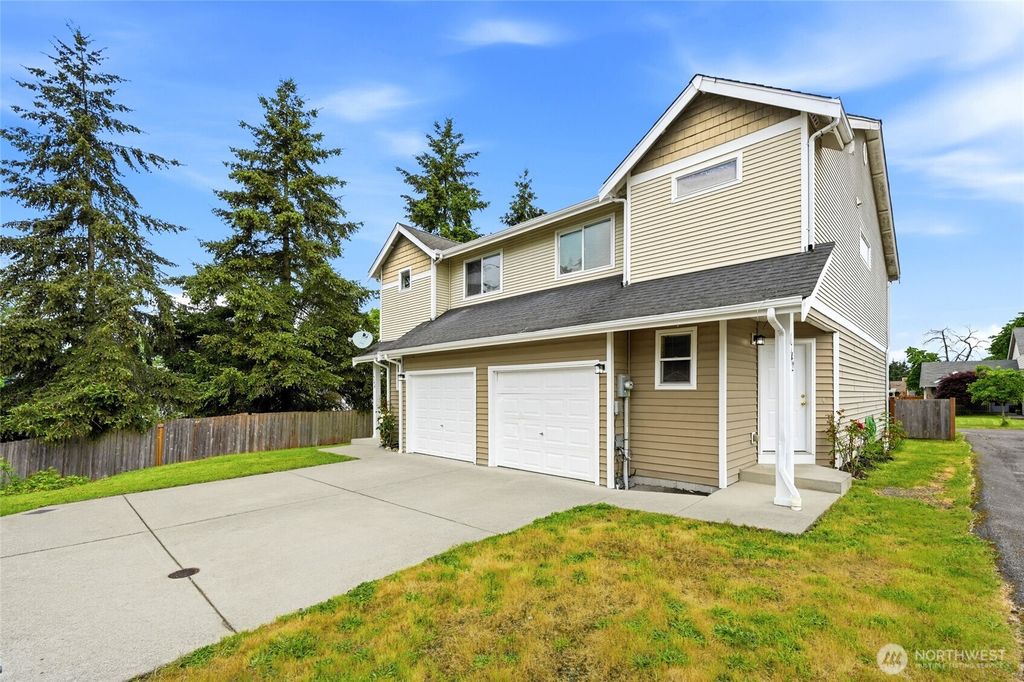 Photo of 1744 113th Street S, Tacoma, WA 98444 (MLS # 2527451)
