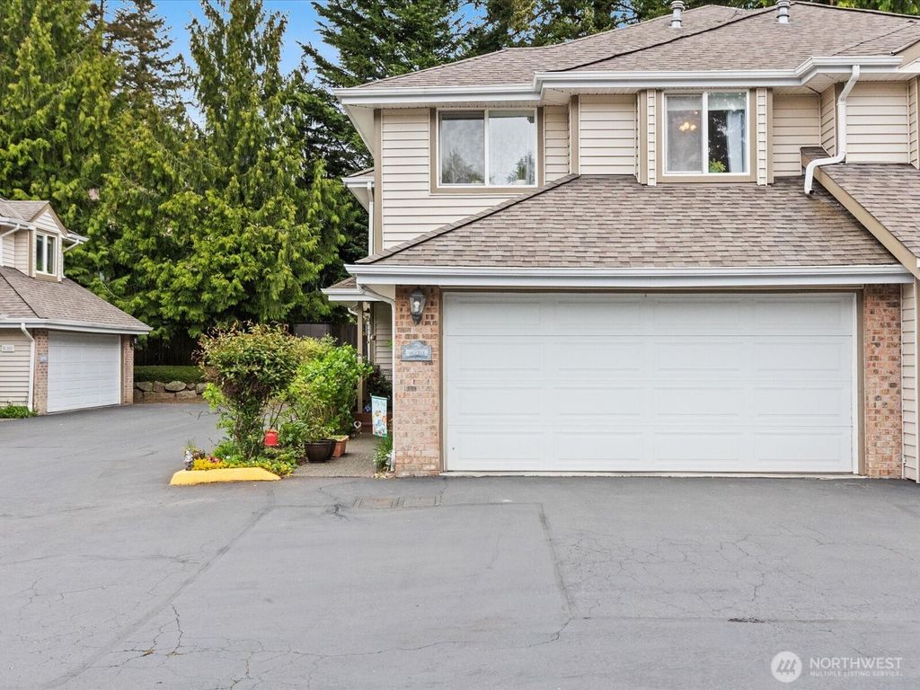 Photo of 23420 100th Avenue SE #C101, Kent, WA 98031 (MLS # 2366300)