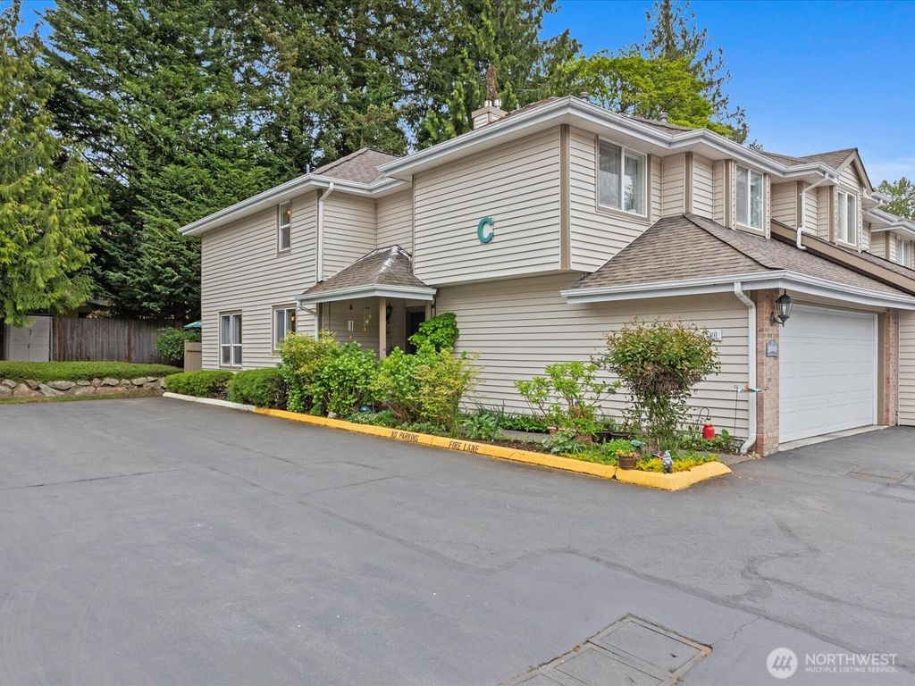 Photo of 23420 100th Avenue SE #C101, Kent, WA 98031 (MLS # 2366300)