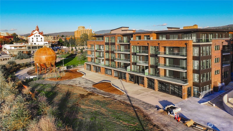 1025 Granary Avenue 407