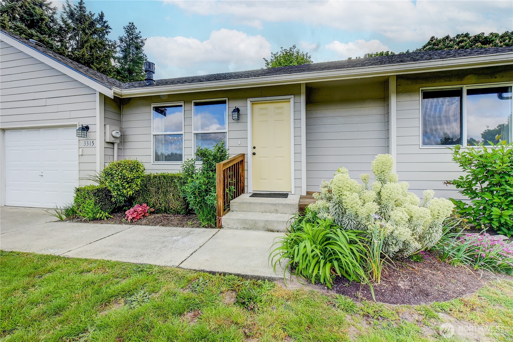 3315 18th Street Pl SW