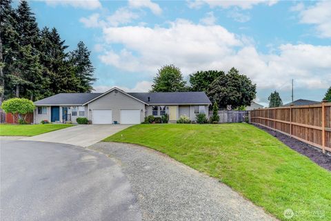 Photo of 3315 18th Street Pl SW, Puyallup, WA 98373 (MLS # 2478347)