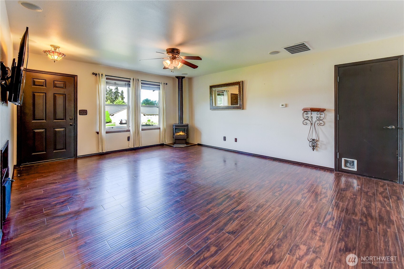 3315 18th Street Pl SW