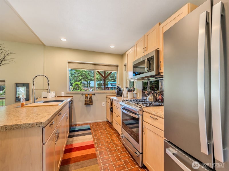 2902 Foxglove Lane