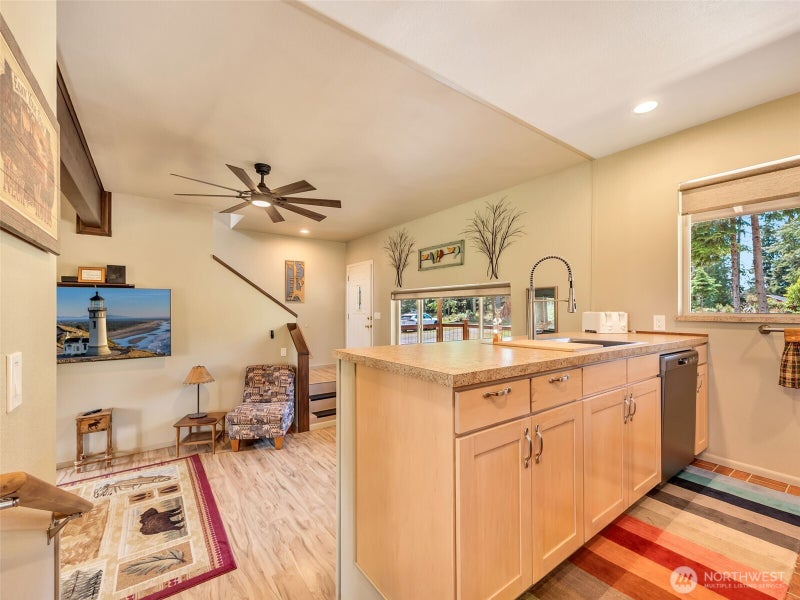 2902 Foxglove Lane