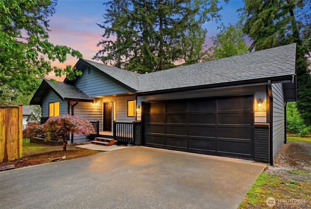 Photo of 12820 51st Avenue NE, Marysville, WA 98271 (MLS # 2523608)