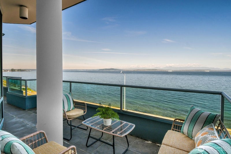 1374 Alki Avenue SW 400
