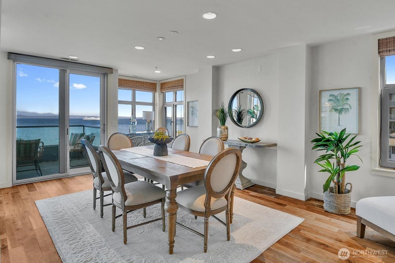 1374 Alki Avenue SW 400