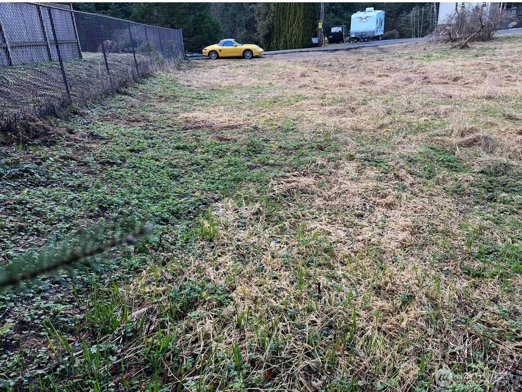 Photo of 10988 325TH Avenue SE, Issaquah, WA 98027 (MLS # 2427563)