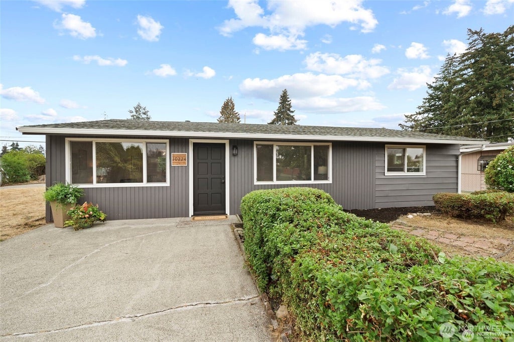 Photo of 10224 Lila Lane SW, Lakewood, WA 98499 (MLS # 2581371)