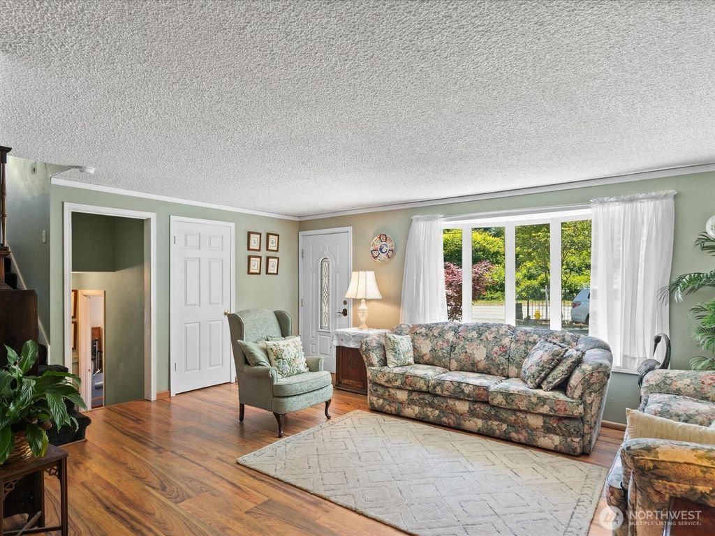 Photo of 1811 Lakewood Road, Arlington, WA 98223 (MLS # 2361293)