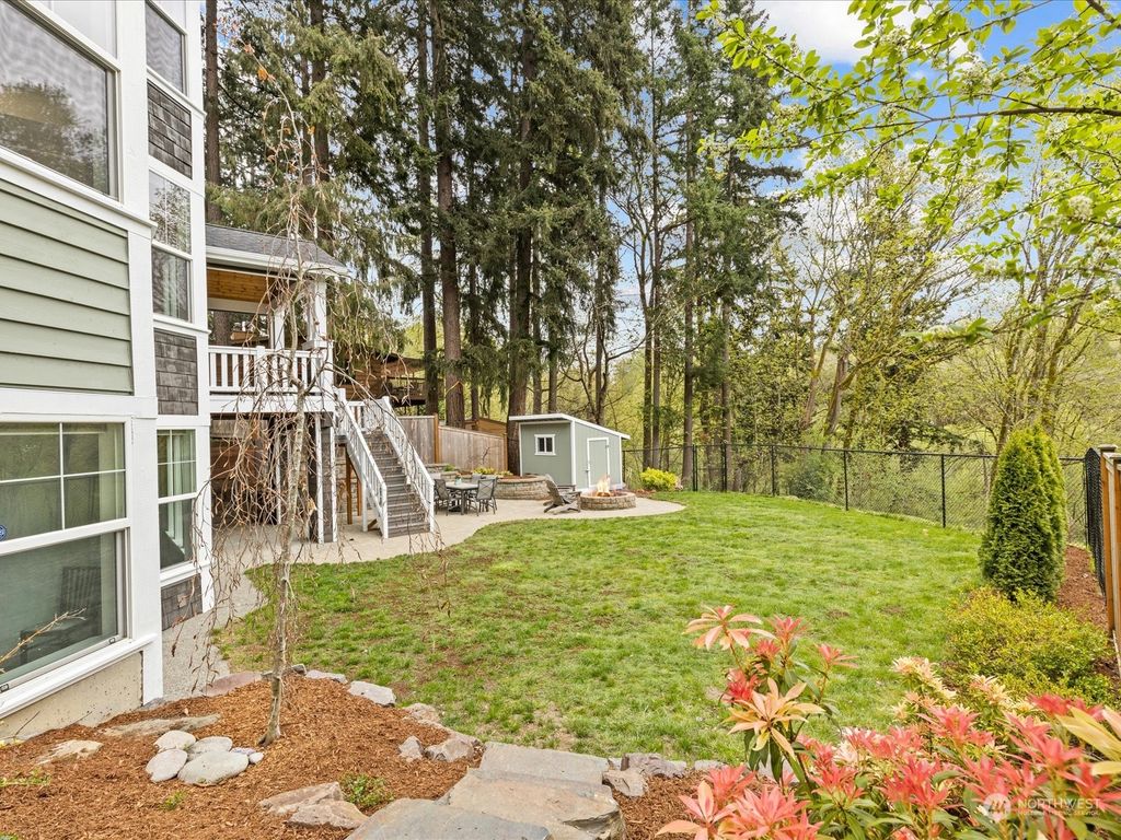 Photo of 10816 103rd Avenue NE, Kirkland, WA 98033 (MLS # 2061840)