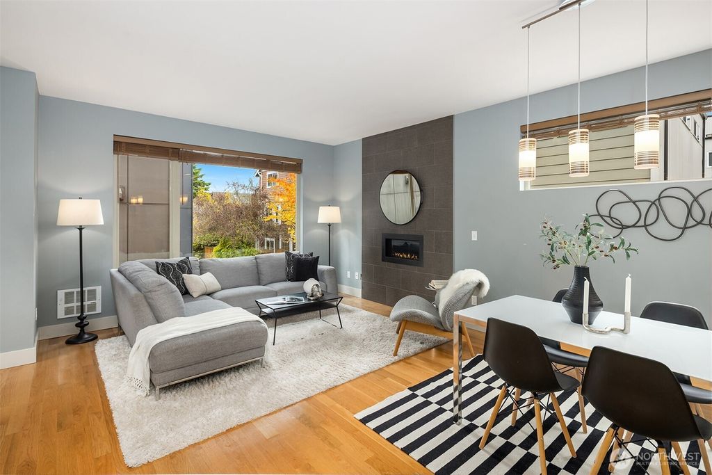 Photo of 1550 NW 60th Street, Seattle, WA 98107 (MLS # 2515244)