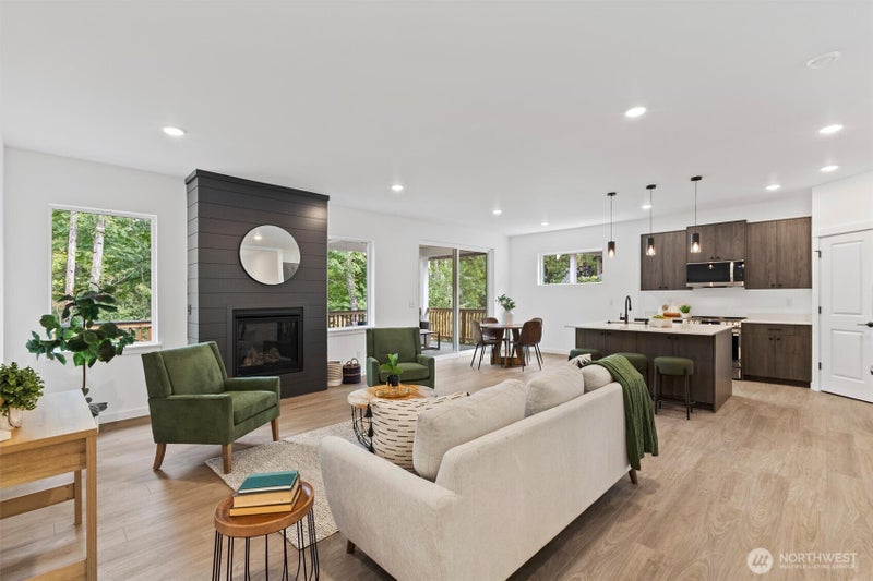 2968 Cedar View Way