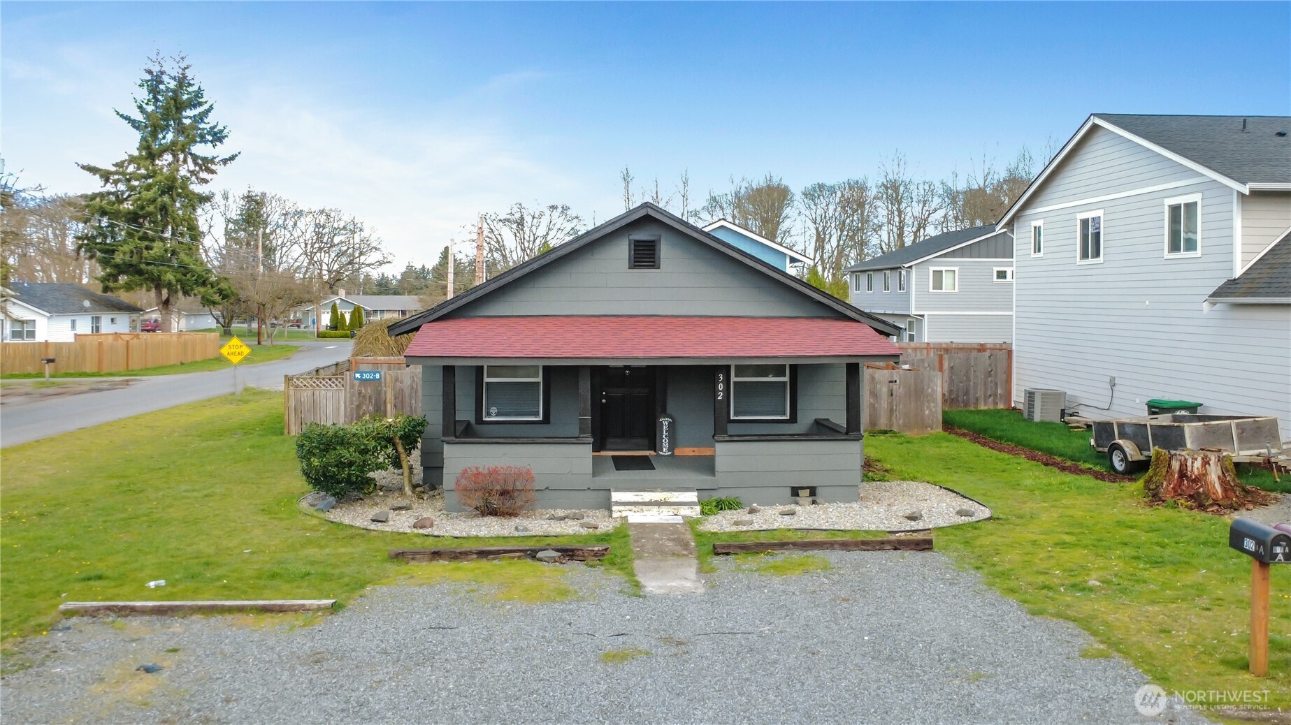 302 Van Trump Avenue NE