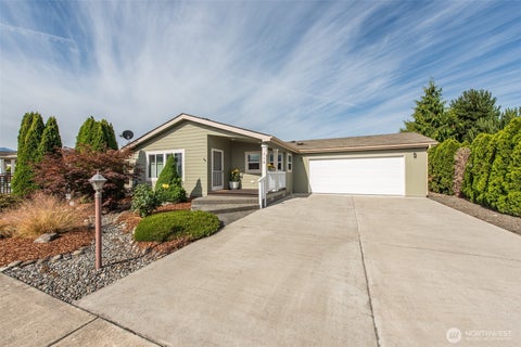 Photo of 718 W Heritage Loop, Sequim, WA 98382 (MLS # 2556144)