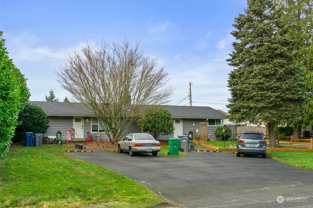 Photo of 512 Rhodora Heights Road, Lake Stevens, WA 98258 (MLS # 2191058)