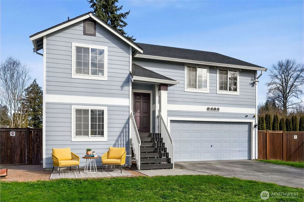 Photo of 9404 McKinley Avenue E, Tacoma, WA 98445 (MLS # 2490383)