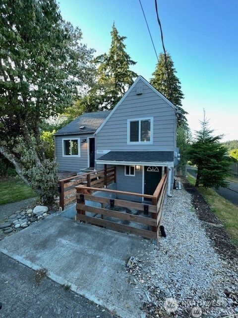 Photo of 1448 17th Street, Bremerton, WA 98337 (MLS # 2502122)