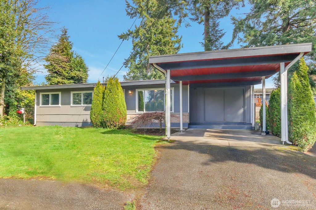 Photo of 13220 24th Avenue S, SeaTac, WA 98168 (MLS # 2345457)
