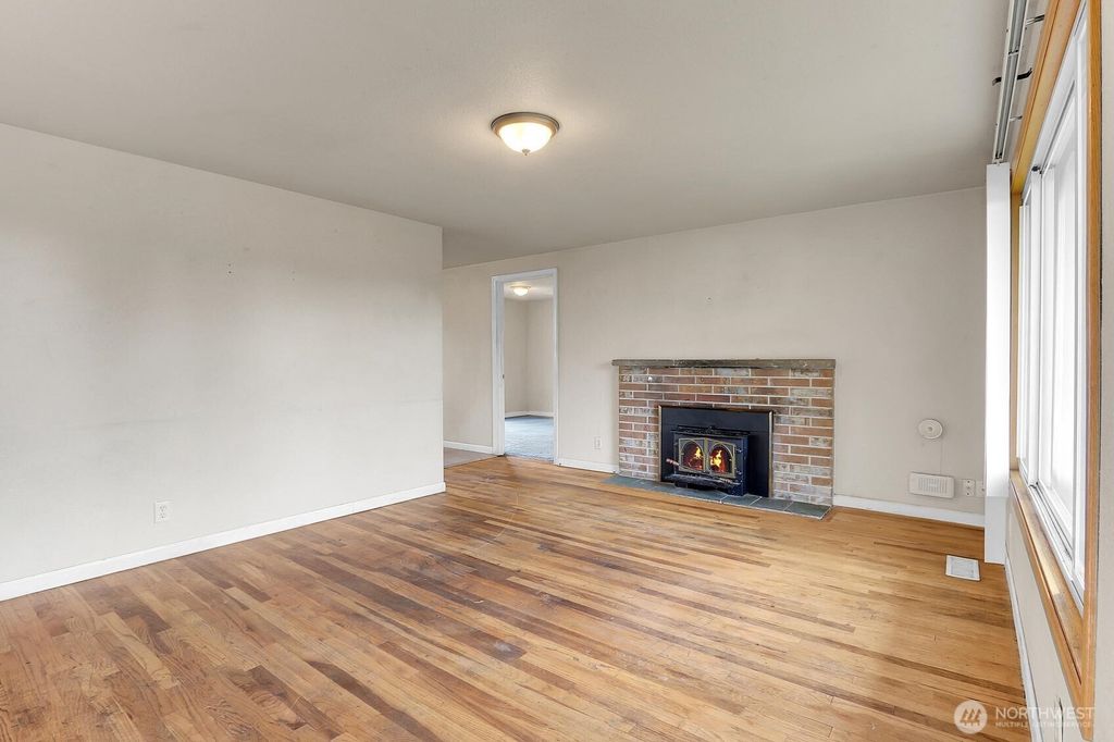 Photo of 13220 24th Avenue S, SeaTac, WA 98168 (MLS # 2345457)