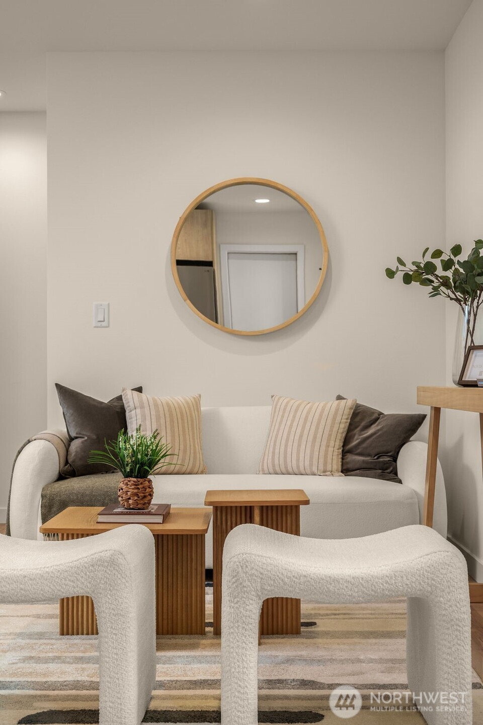 3918 S Juneau Street