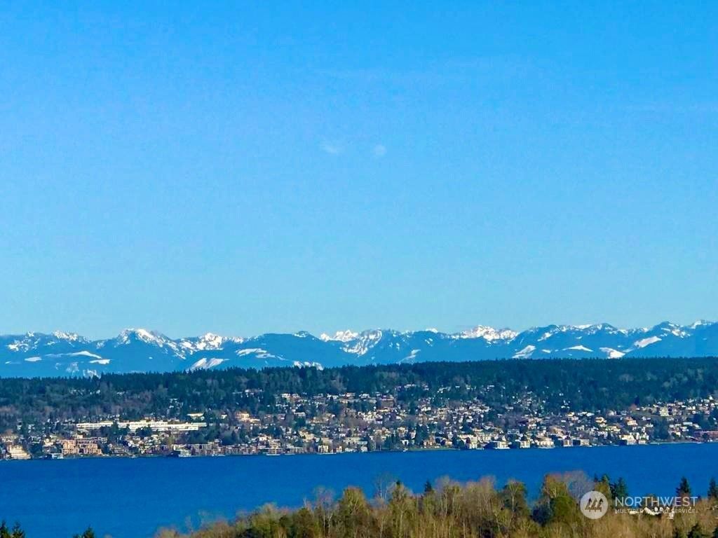 Photo of 6816 50th Avenue NE, Seattle, WA 98115 (MLS # 2030056)