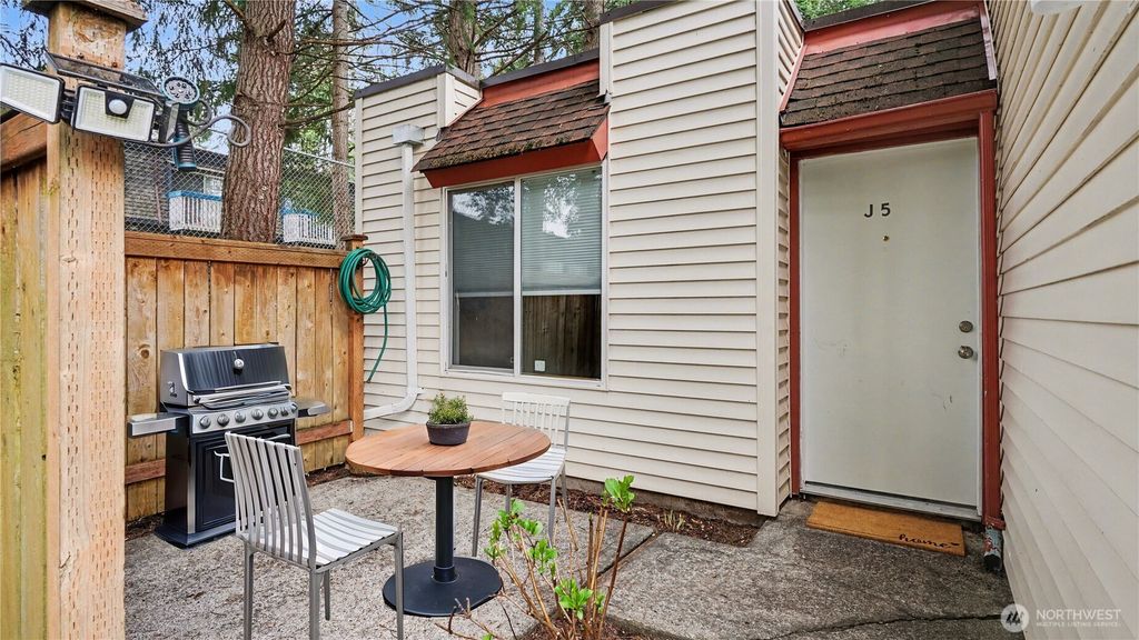 Photo of 14600 SE 176th Street #J5, Renton, WA 98058 (MLS # 2500766)