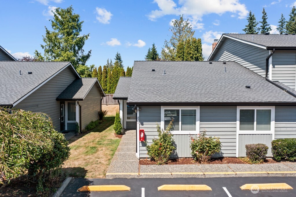 21515 4th Avenue W A71