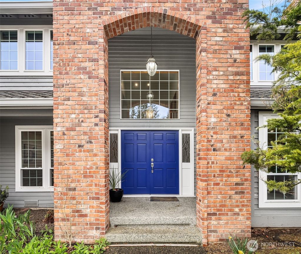 Photo of 2122 221st Place NE, Sammamish, WA 98074 (MLS # 2497465)