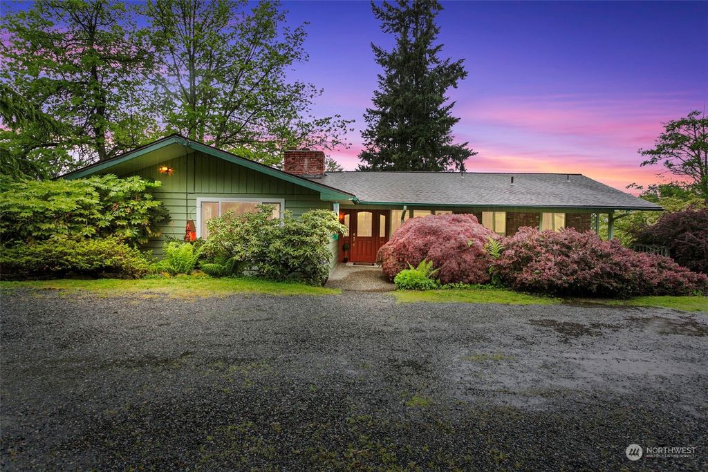 Photo of 16307 Tiger Mountain Road SE, Issaquah, WA 98027 (MLS # 2241324)